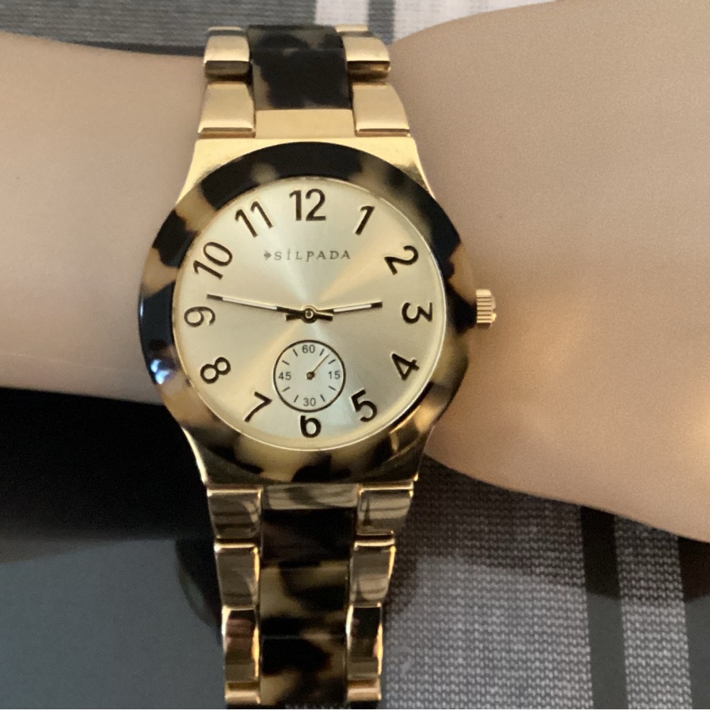 Silpada Gold and Black Tortoise Shell Watch is new or new like condition